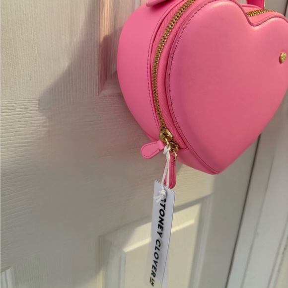 Pink heart Stoney Clover Crossbody bag - Picture 2 of 4